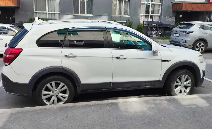 Chevrolet Captiva 2013 года за 5 690 000 тг. в Алматы фото 2