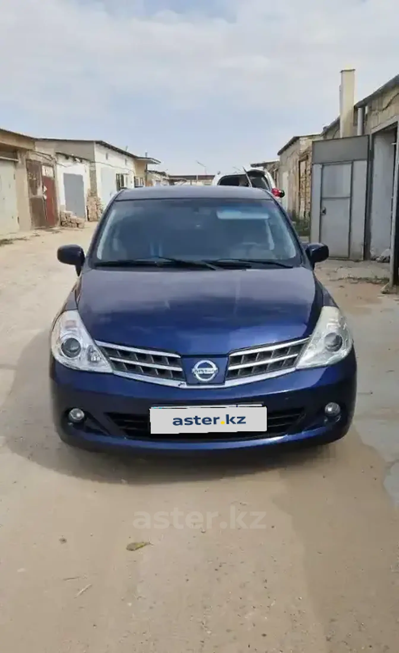 Nissan Tiida 2009 года за 3 800 000 тг. в Мангистауская область фото 2