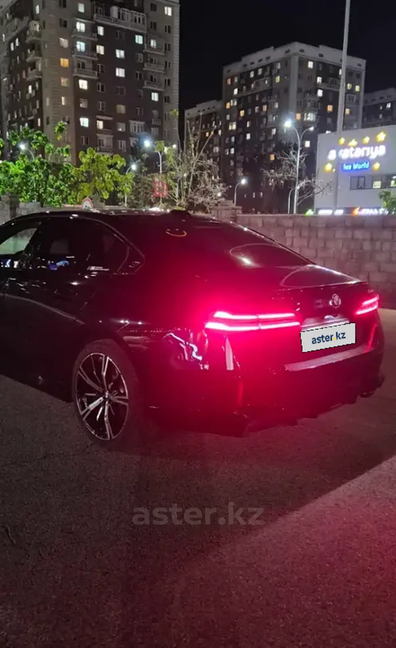 BMW 5 серии 2025 года за 37 700 000 тг. в Алматы
