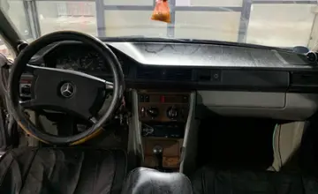 Mercedes-Benz W124 1986 года за 1 100 000 тг. в Экибастуз