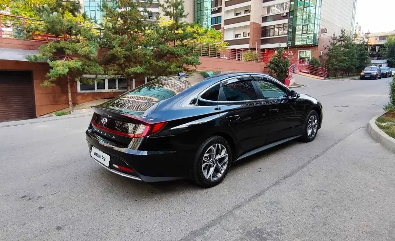 Hyundai Sonata 2022 года за 10 250 000 тг. в Алматы фото 4