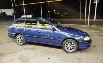 Toyota Avensis 2001 года за 2 600 000 тг. в Алматы фото 2