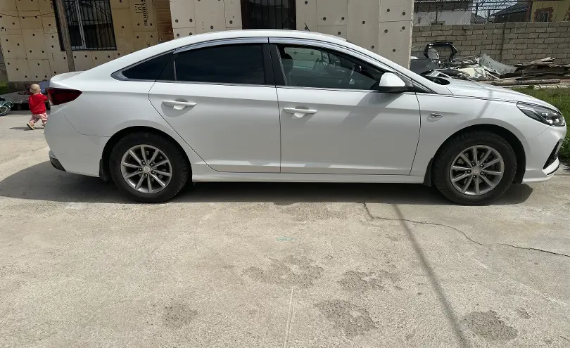 Hyundai Sonata 2018 года за 8 000 000 тг. в Шымкент фото 2