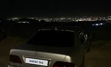 Mercedes-Benz E-Класс 1998 года за 2 700 000 тг. в Алматы фото 4