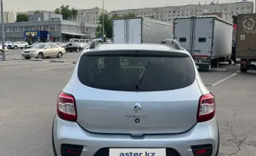 Renault Sandero 2020 года за 4 000 000 тг. в Алматы фото 4
