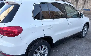 Volkswagen Tiguan 2011 года за 5 600 000 тг. в Атырауская область фото 3