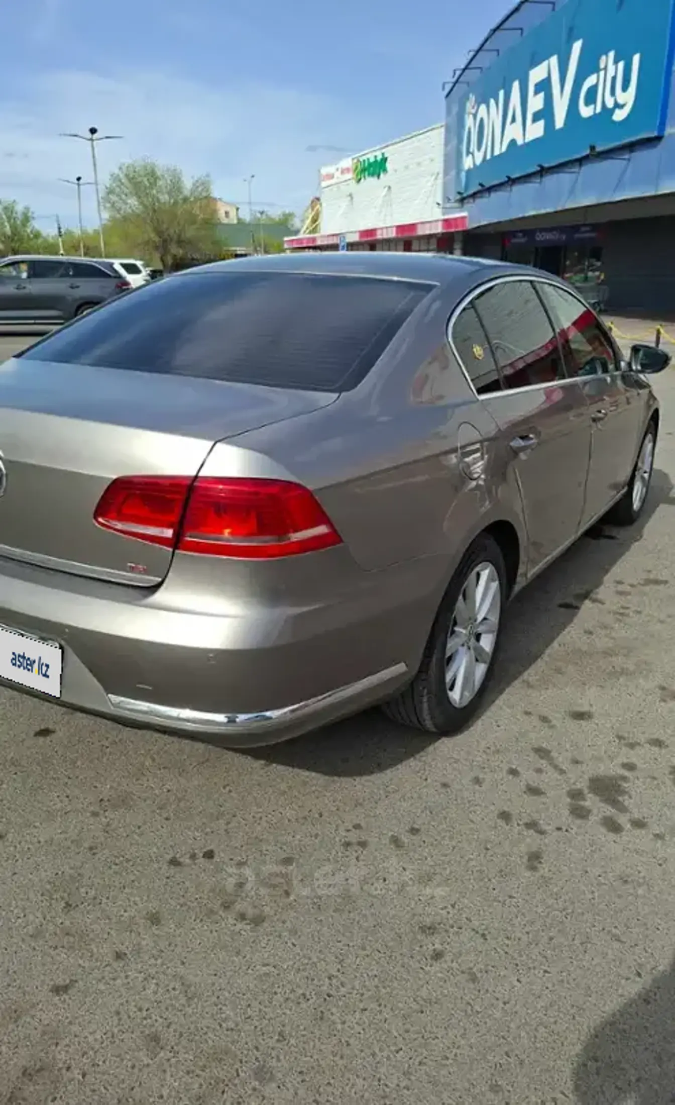 Volkswagen Passat 2014 года за 5 200 000 тг. в Алматы