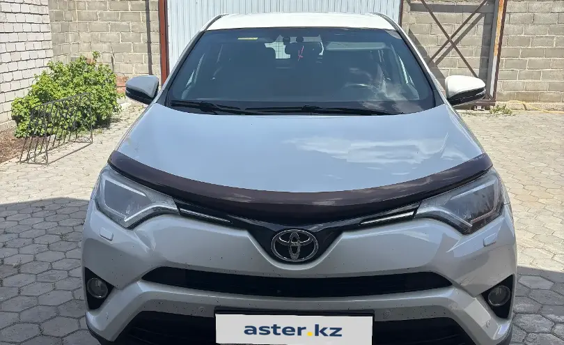 Toyota RAV4 2017 года за 10 300 000 тг. в Павлодарская область