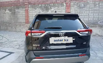 Toyota RAV4 2025 года за 20 500 000 тг. в Алматинская область
