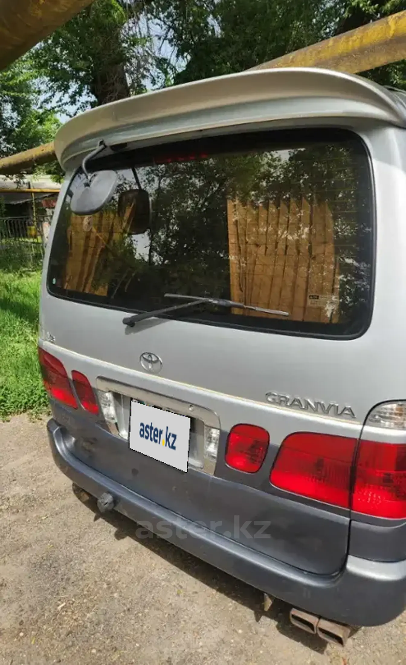 Toyota Granvia 2002 года за 8 000 000 тг. в Алматы фото 4