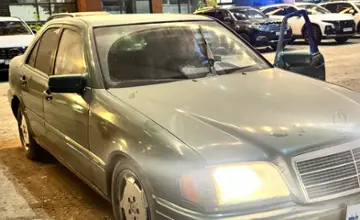 Mercedes-Benz C-Класс 1994 года за 1 450 000 тг. в Астана фото 2
