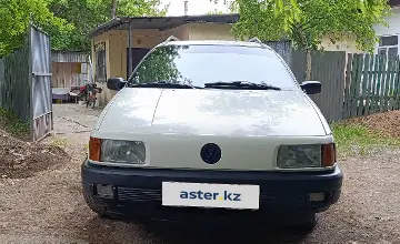 Volkswagen Passat 1992 года за 1 300 000 тг. в Уральск фото 2