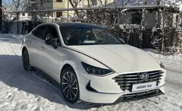 Hyundai Sonata 2021 года за 11 300 000 тг. в Алматы фото 4