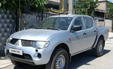 Mitsubishi L200 2009 года за 4 000 000 тг. в Шымкент фото 1