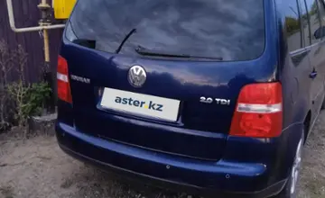 Volkswagen Touran 2005 года за 4 200 000 тг. в Астана фото 3