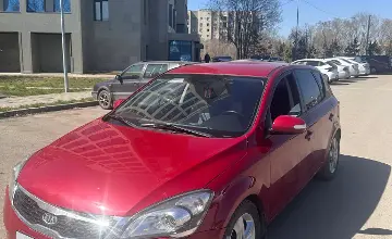 Kia Ceed 2012 года за 3 300 000 тг. в Караганда фото 2