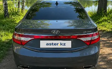 Hyundai Grandeur 2011 года за 7 800 000 тг. в Астана фото 2