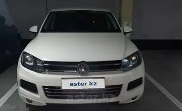 Volkswagen Touareg 2010 года за 8 000 000 тг. в Алматы фото 4