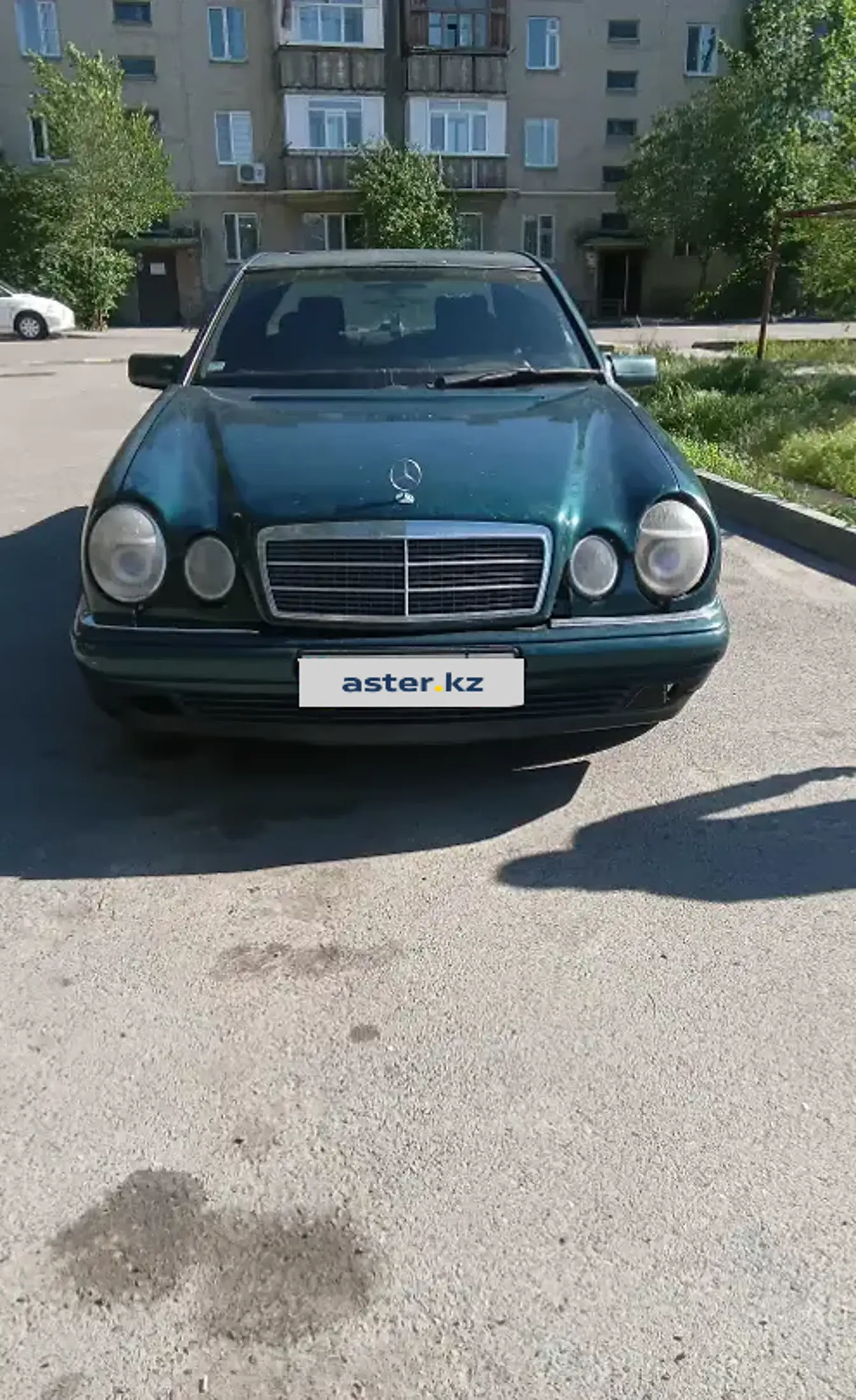 Mercedes-Benz E-Класс 1996 года за 1 300 000 тг. в Талдыкорган фото 1