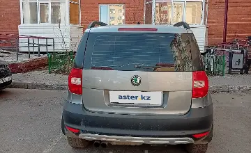 Skoda Yeti 2012 года за 4 550 000 тг. в Астана фото 4