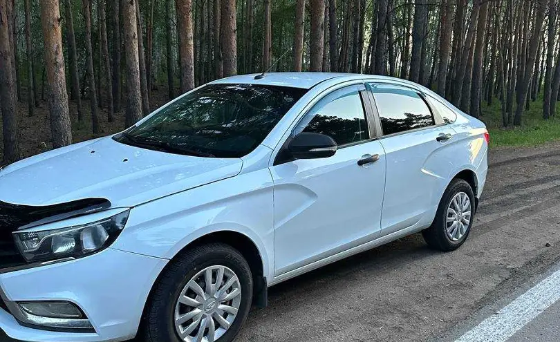 LADA (ВАЗ) Vesta 2018 года за 3 900 000 тг. в Петропавловск фото 2