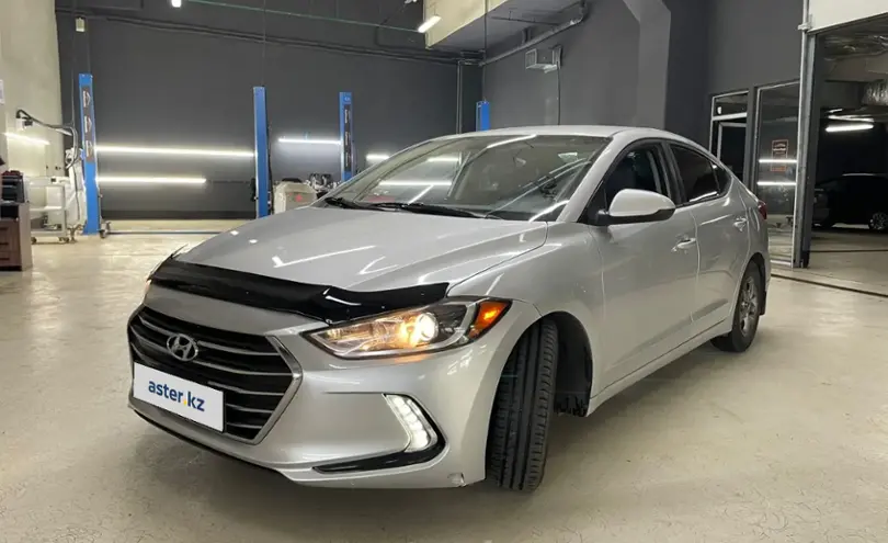 Hyundai Elantra 2016 года за 6 800 000 тг. в Астана