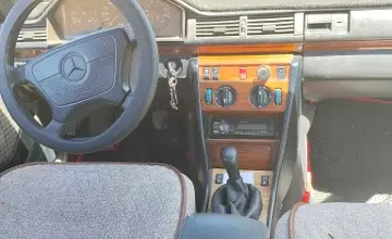 Mercedes-Benz E-Класс 1993 года за 1 300 000 тг. в Кызылординская область фото 4