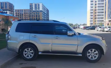 Mitsubishi Pajero 2011 года за 9 000 000 тг. в Астана фото 2