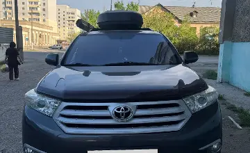 Toyota Highlander 2011 года за 13 000 000 тг. в Астана фото 3