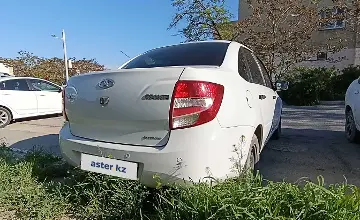 LADA (ВАЗ) Granta 2018 года за 2 900 000 тг. в Актау фото 2