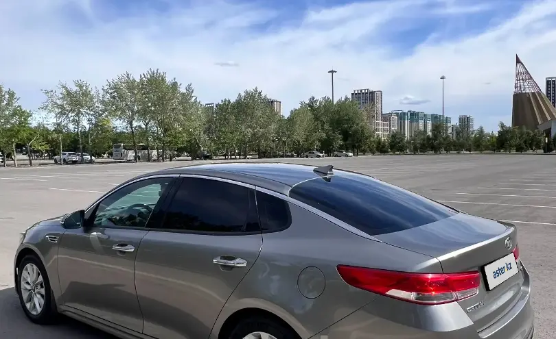 Kia Optima 2016 года за 8 900 000 тг. в Астана фото 4
