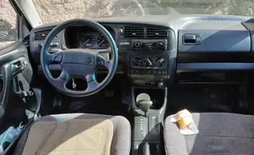 Volkswagen Golf 1995 года за 1 600 000 тг. в Алматы фото 4