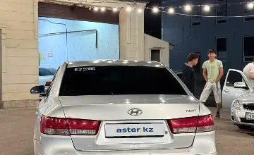 Hyundai Sonata 2008 года за 3 500 000 тг. в Астана фото 4