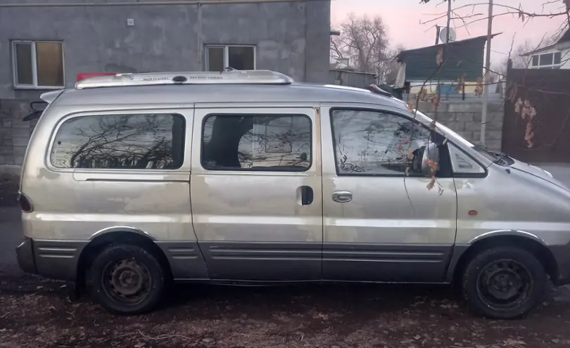 Hyundai Starex 2001 года за 1 800 000 тг. в Алматинская область фото 2