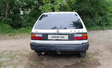 Volkswagen Passat 1992 года за 1 300 000 тг. в Уральск фото 4