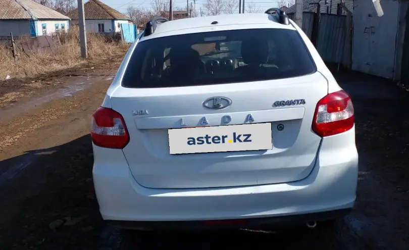 LADA (ВАЗ) Granta 2015 года за 2 400 000 тг. в Кокшетау фото 3