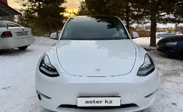 Tesla Model Y 2021 года за 11 000 000 тг. в Алматы фото 2