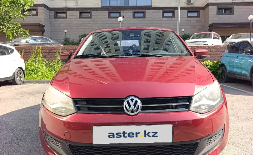 Volkswagen Polo 2010 года за 3 500 000 тг. в Алматы фото 2