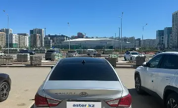 Hyundai Sonata 2009 года за 4 500 000 тг. в Астана фото 4