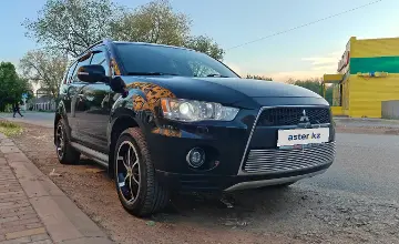 Mitsubishi Outlander 2010 года за 6 000 000 тг. в Уральск фото 4