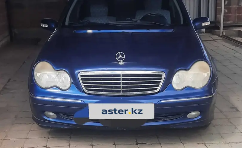Mercedes-Benz C-Класс 2003 года за 2 000 000 тг. в Астана