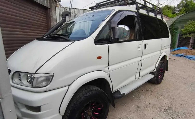Mitsubishi Delica 2003 года за 5 500 000 тг. в Алматы