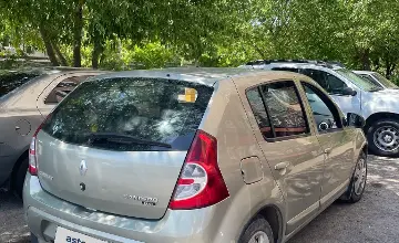 Renault Sandero 2011 года за 2 490 000 тг. в Астана фото 3