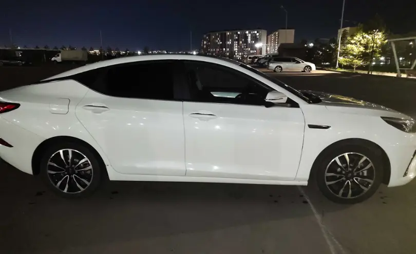 JAC J7 2023 года за 5 200 000 тг. в Астана