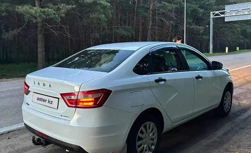 LADA (ВАЗ) Vesta 2018 года за 3 900 000 тг. в Петропавловск