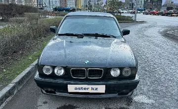 BMW 5 серии 1990 года за 2 100 000 тг. в Астана фото 4