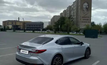 Toyota Camry 2025 года за 22 300 000 тг. в Семей