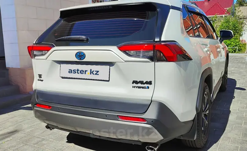 Toyota RAV4 2024 года за 21 000 000 тг. в Костанай фото 4
