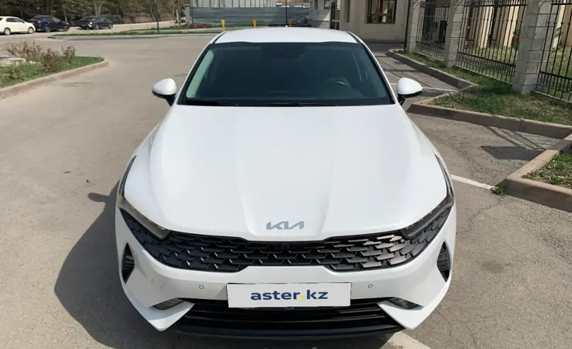 Kia K5 2024 года за 11 300 000 тг. в Алматы