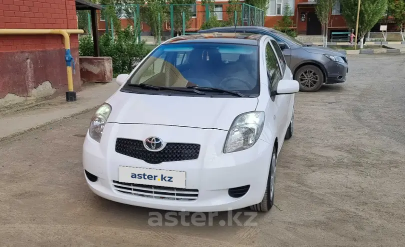 Toyota Yaris 2007 года за 3 300 000 тг. в Актобе фото 2